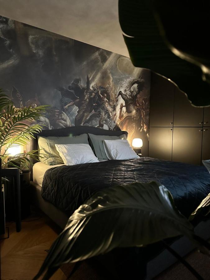 Appartamento Skyline Elegance With Free Parking Bratislava Esterno foto