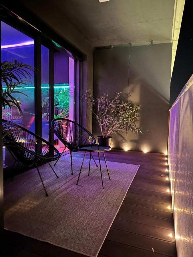 Appartamento Skyline Elegance With Free Parking Bratislava Esterno foto