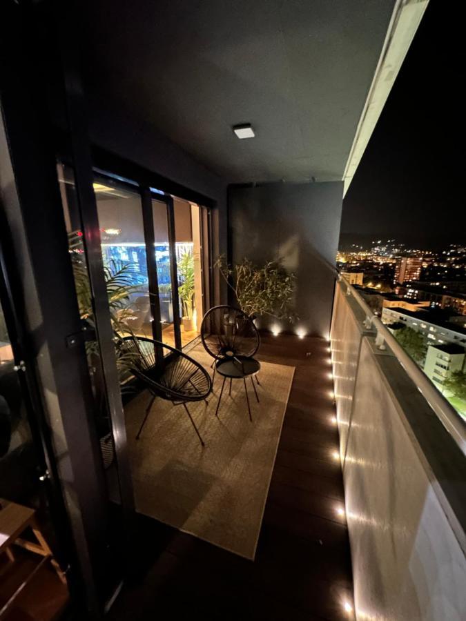 Appartamento Skyline Elegance With Free Parking Bratislava Esterno foto